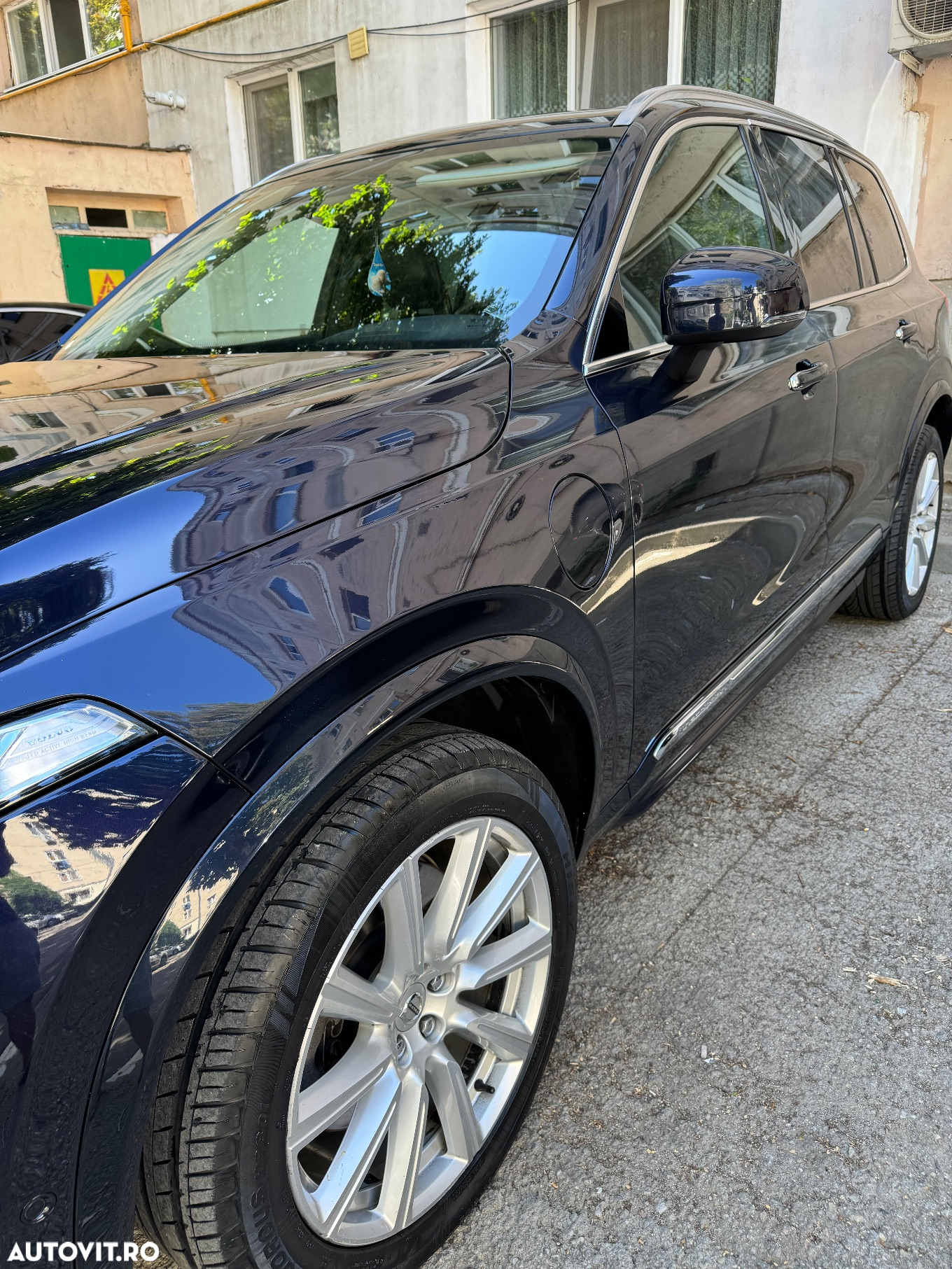 Volvo XC 90 T8 AWD Twin Engine Geartronic Inscription - 4