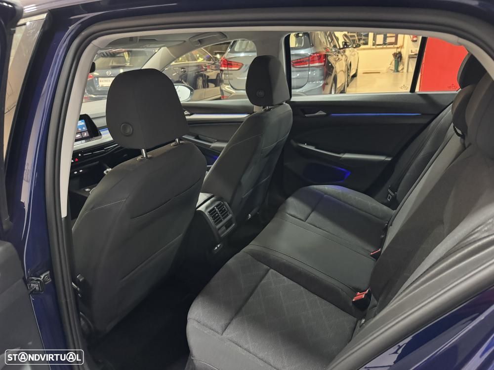 VW Golf 1.0 TSI Life - 43