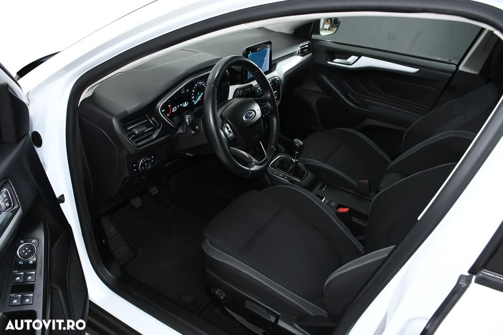 Ford Focus 1.5 EcoBlue Connected - 15