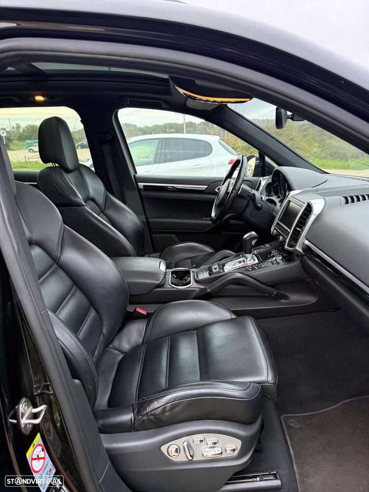 Porsche Cayenne Tiptronic S - 6