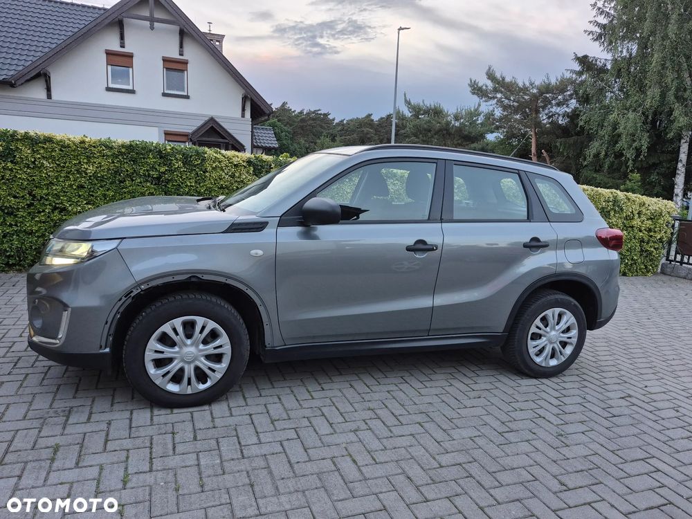 Suzuki Vitara - 25