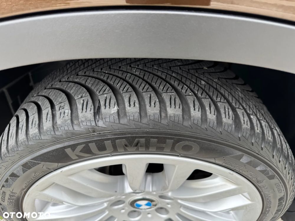 BMW X1 sDrive18d xLine - 13