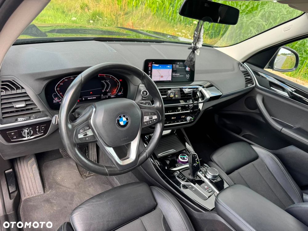 BMW X3 xDrive20d - 13