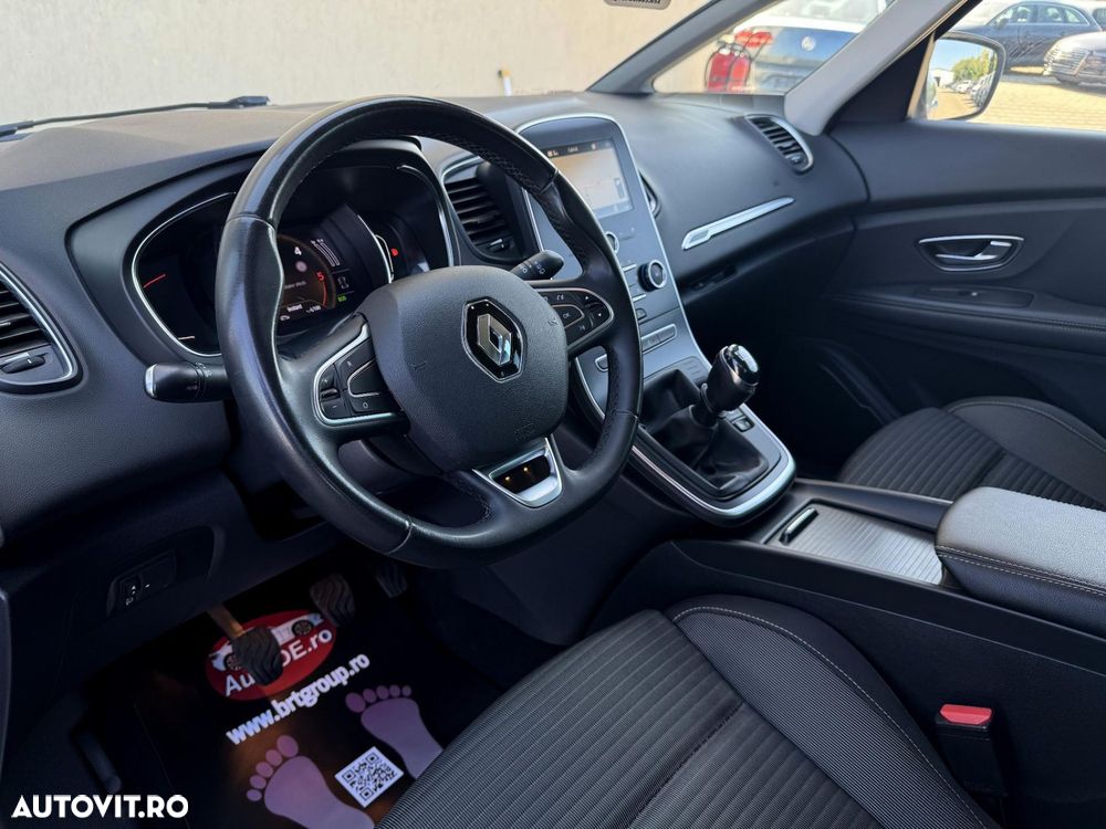 Renault Grand Scenic - 5