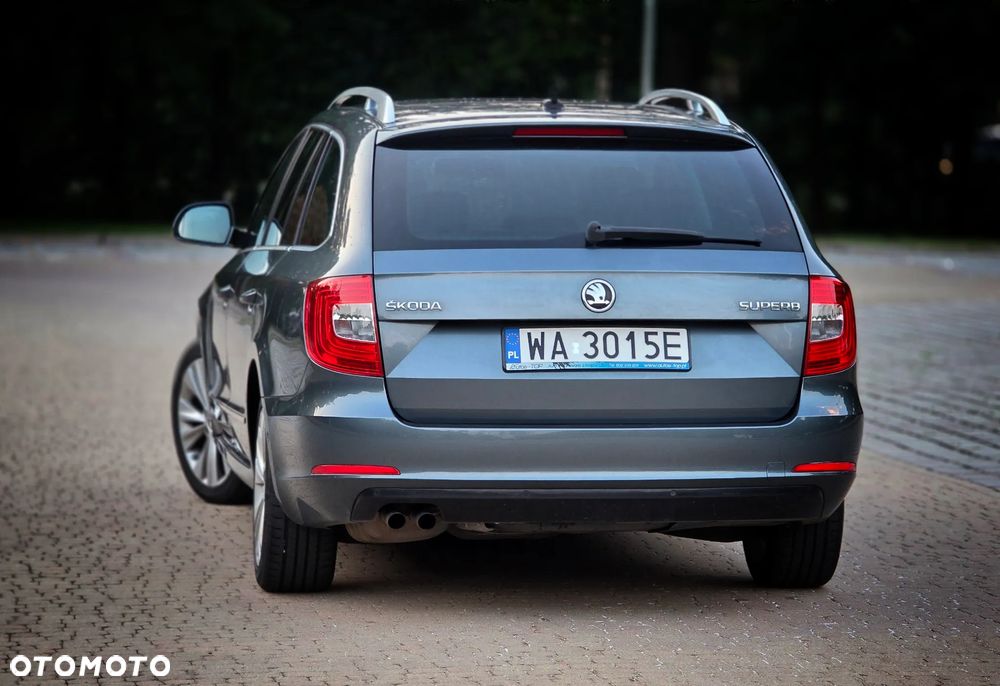 Skoda Superb 1.6 TDI Business - 11