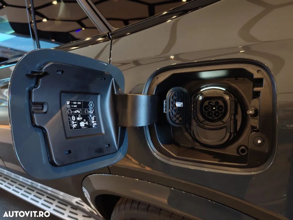 Mercedes-Benz GLE Coupe AMG 53 PHEV - 18