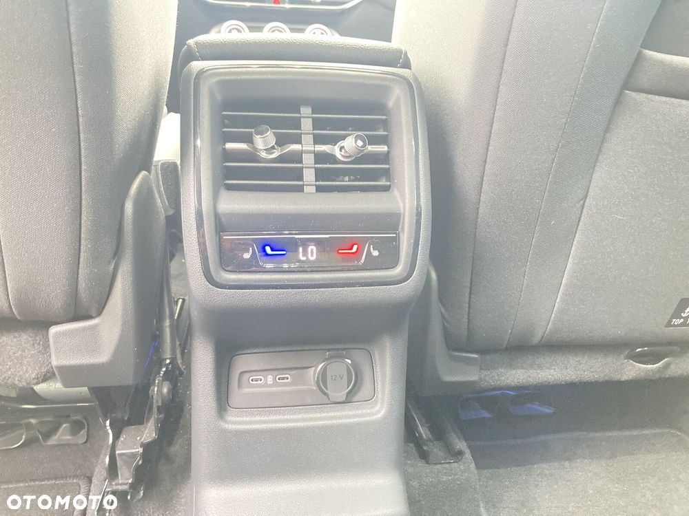 Skoda Kodiaq 2.0 TDI 4x4 Selection DSG - 25