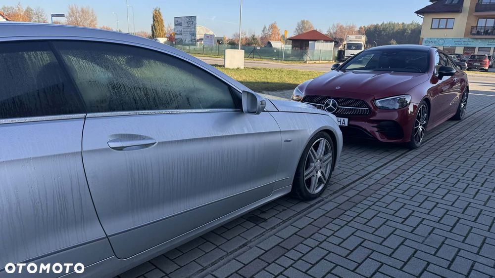 Mercedes-Benz Klasa E 350 CDI DPF BlueEFFICIENCY 7G-TRONIC Elegance - 8