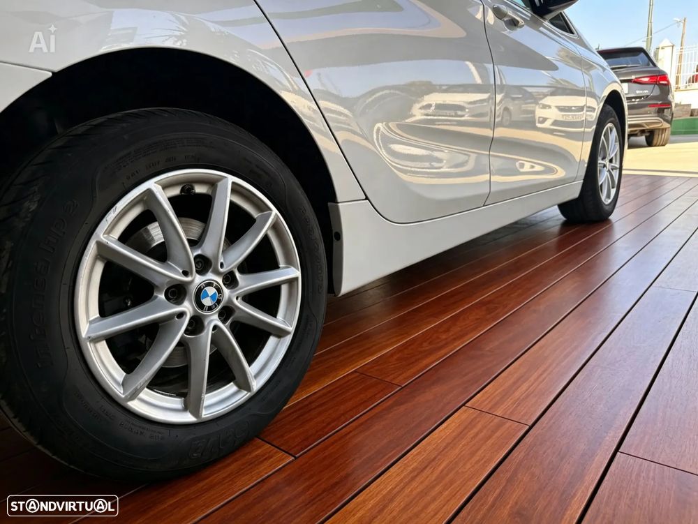 BMW 216 Active Tourer d Aut. Advantage - 5