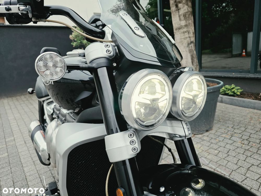 Triumph Rocket - 4