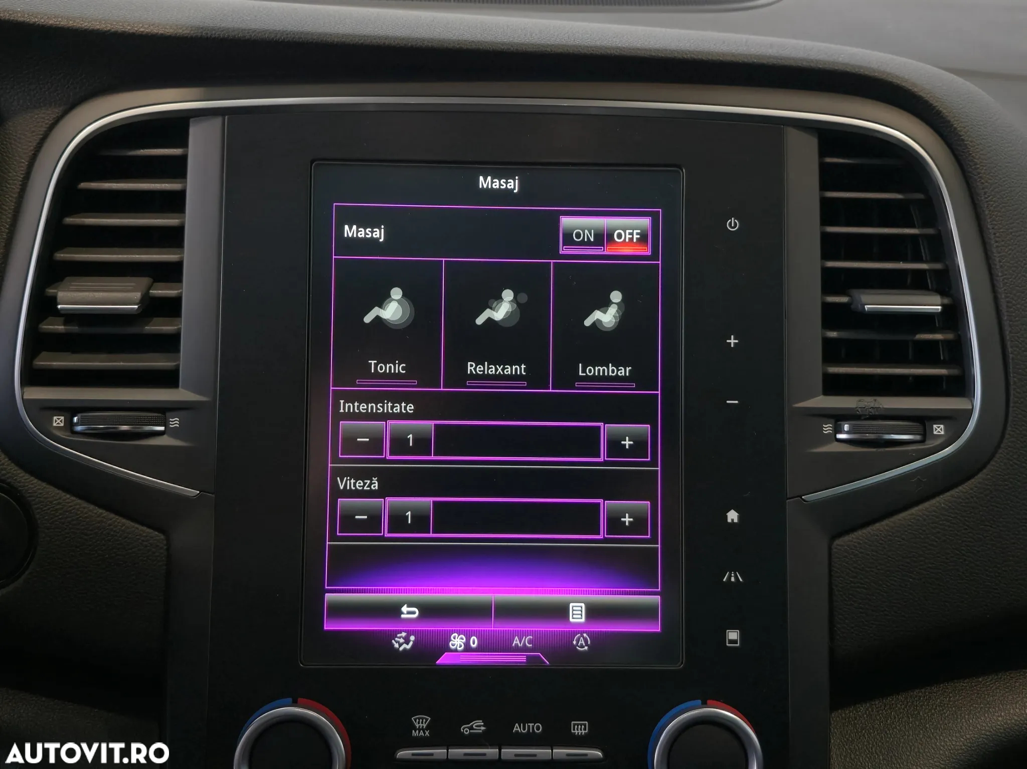Renault Megane ENERGY dCi Intens - 13