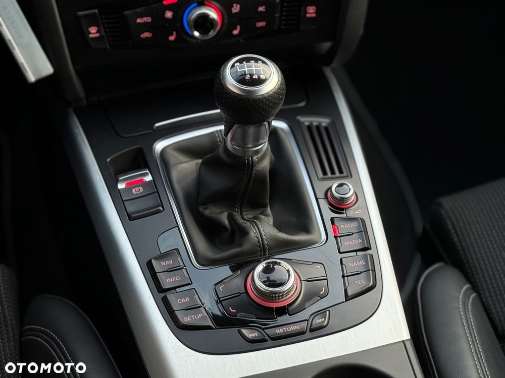 Audi A4 Avant 2.0 TDI DPF S line Sportpaket - 28