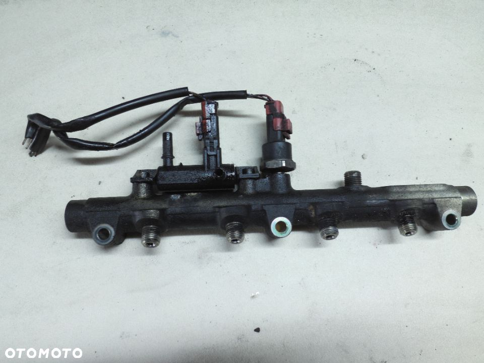 LISTWA WTRYSKOWA 0445214017 CITROEN C5 2.2 HDI POSIADAM 3 SZT - 3