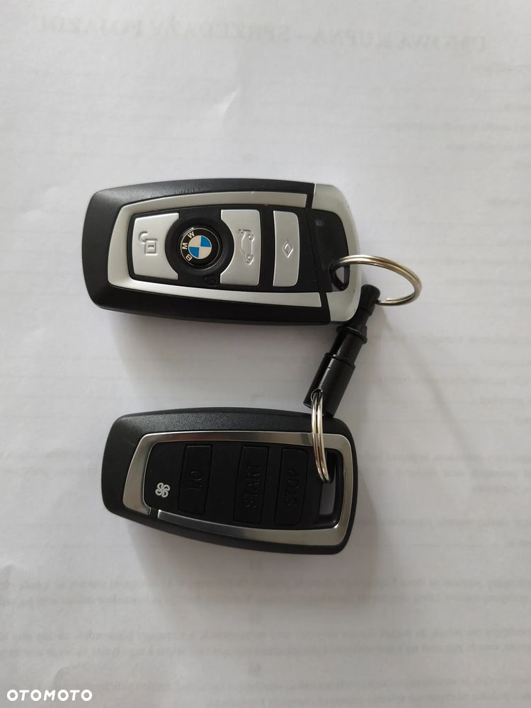 BMW Seria 5 525d xDrive - 26