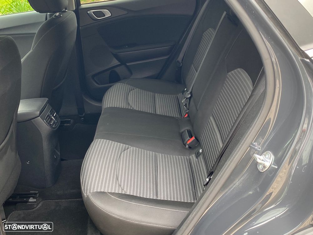 Kia XCeed 1.5 T-GDI Sport - 26