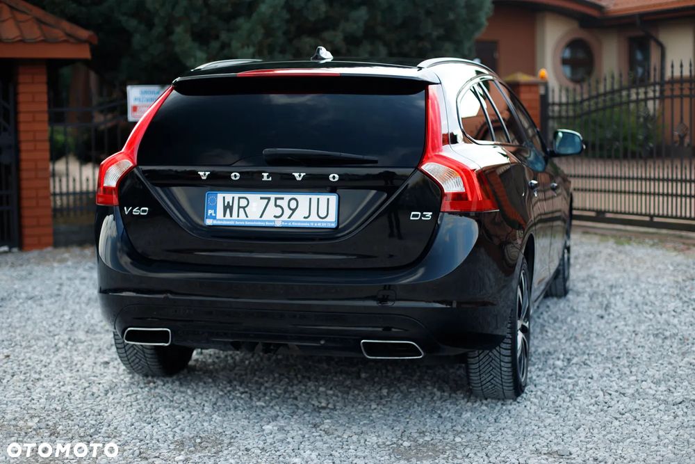 Volvo V60 D3 Summum - 12