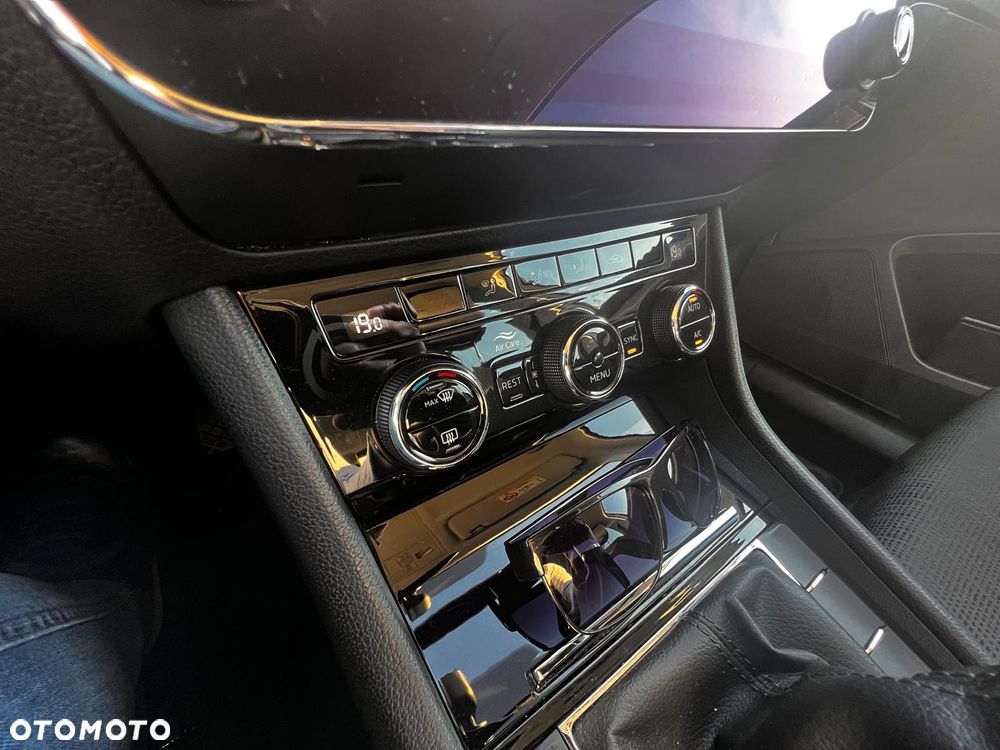 Skoda Superb 2.0 TDI Ambition - 15