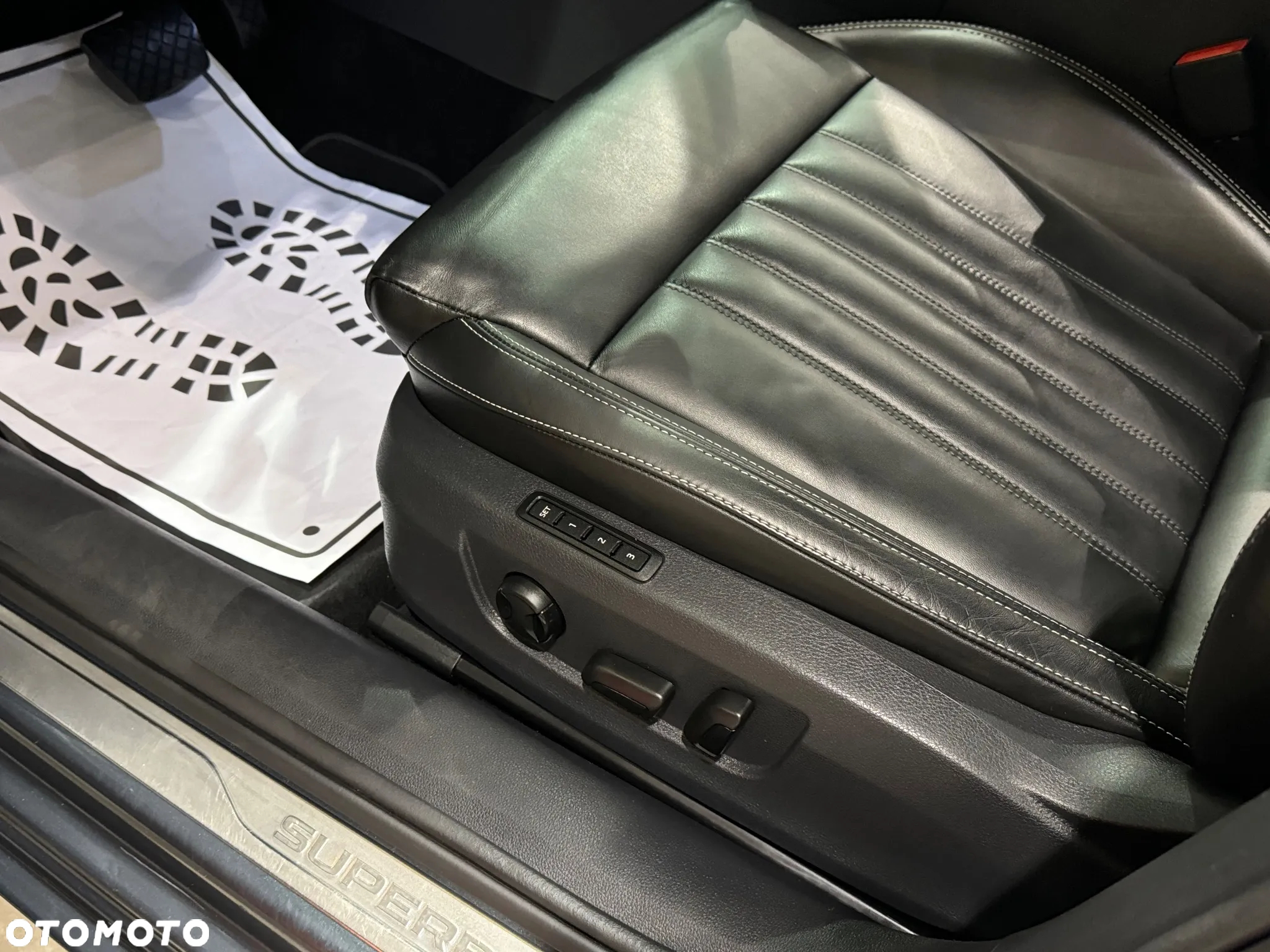 Skoda Superb 1.5 TSI ACT Sportline DSG - 26