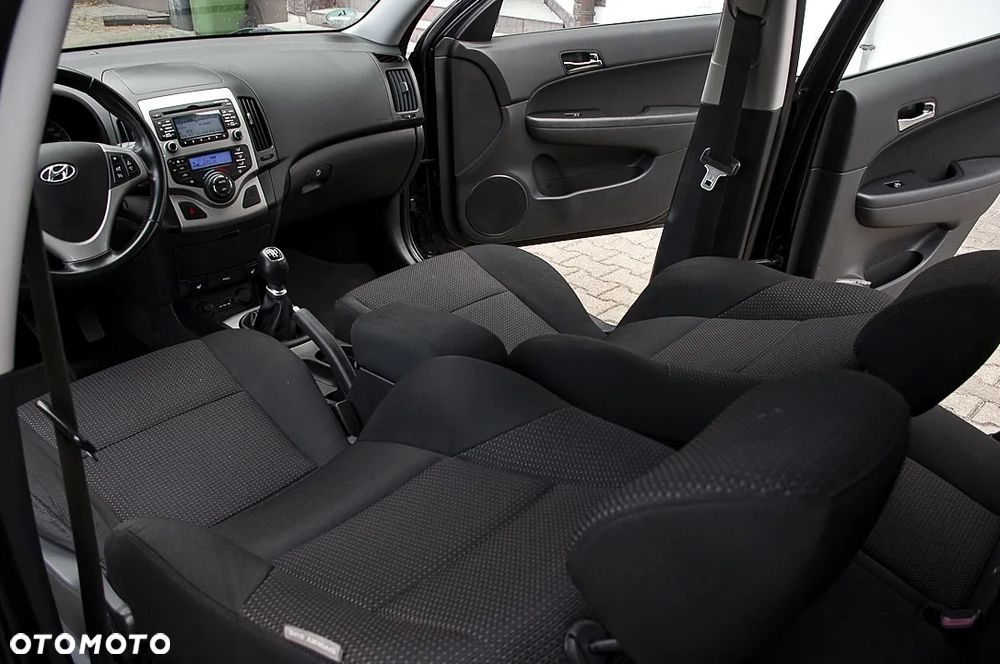 Hyundai i30 1.6 blue Style - 36