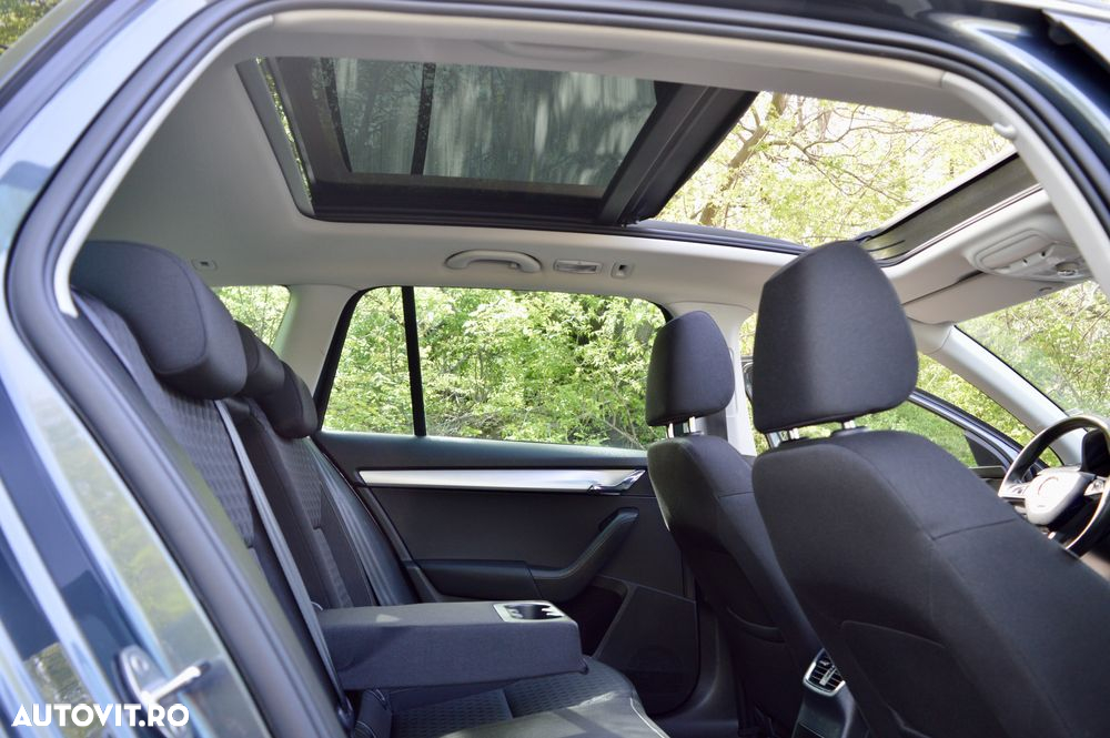 Skoda Octavia 2.0 TDI Style - 18