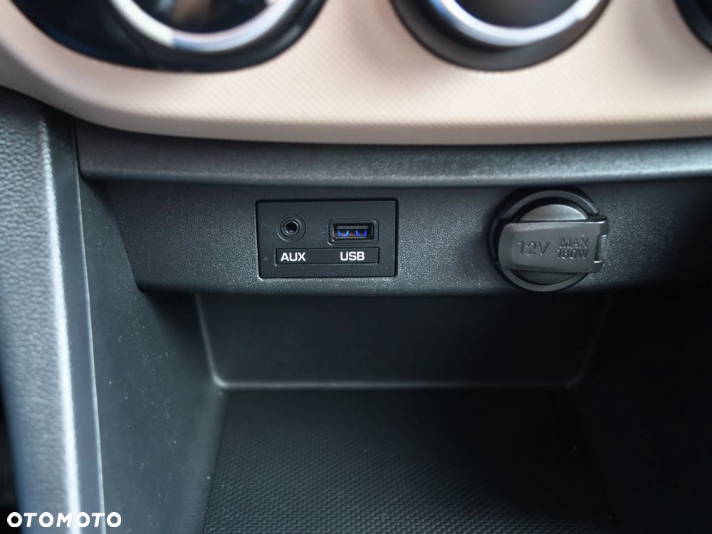 Hyundai i10 1.0 BlueDrive Comfort - 23