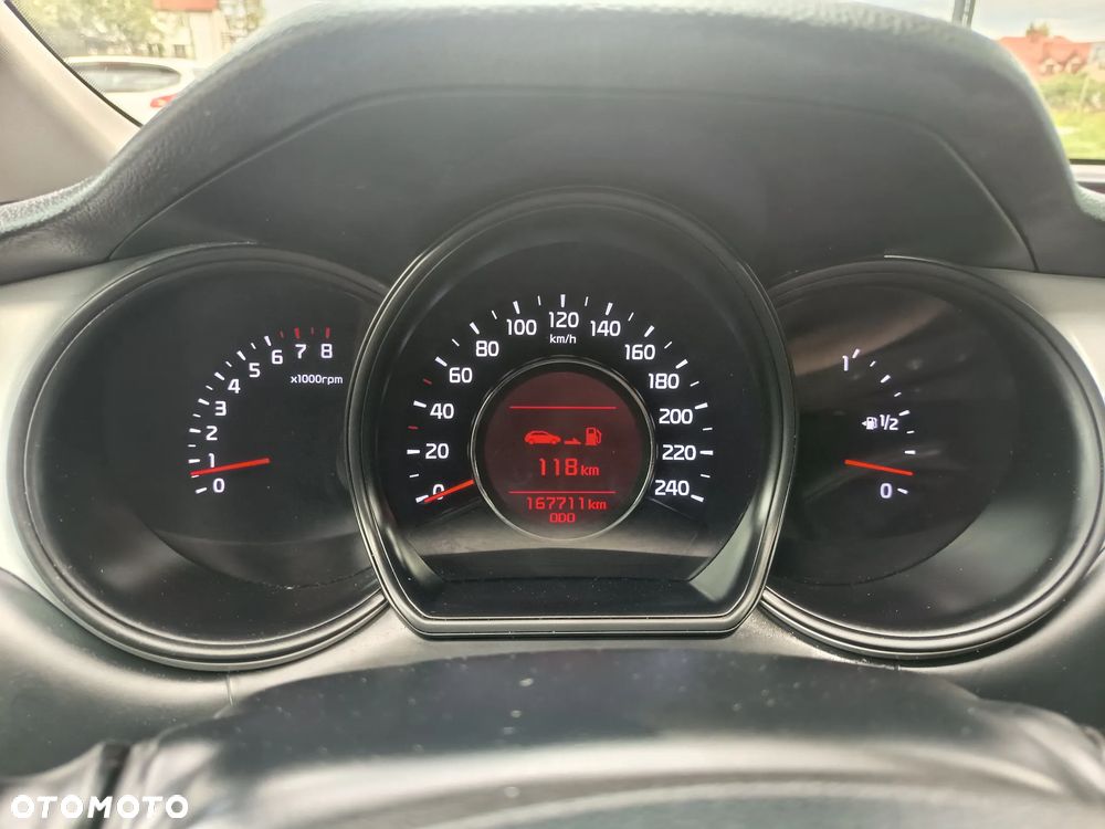 Kia Ceed 1.4 CVVT Dream-Team Edition - 20