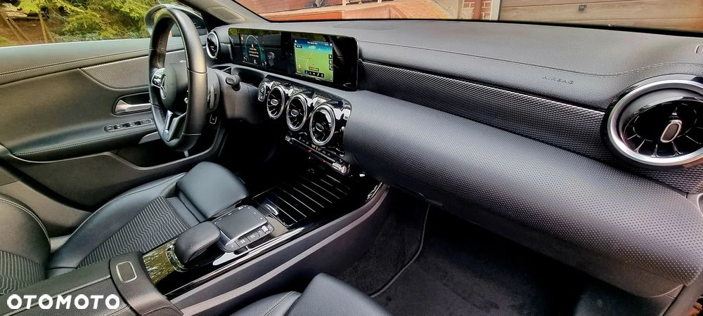 Mercedes-Benz CLA 220 d Edition 1 8G-DCT - 13