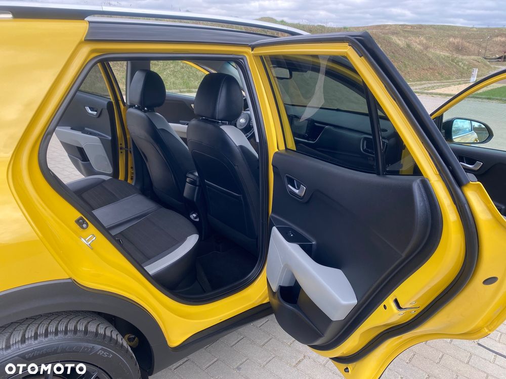 Kia Stonic 1.6 CRDi Platinum Edition - 36