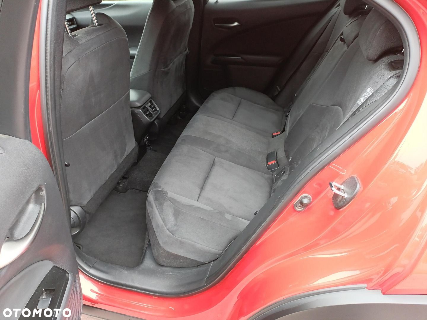 Lexus UX 200 GPF Business Edition 2WD - 13