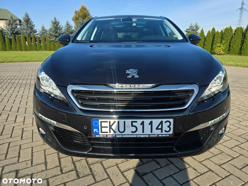 Peugeot 308 2015 photo 5