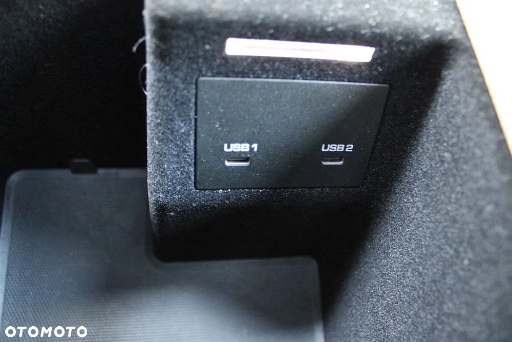 Porsche Cayenne Platinum Edition - 38