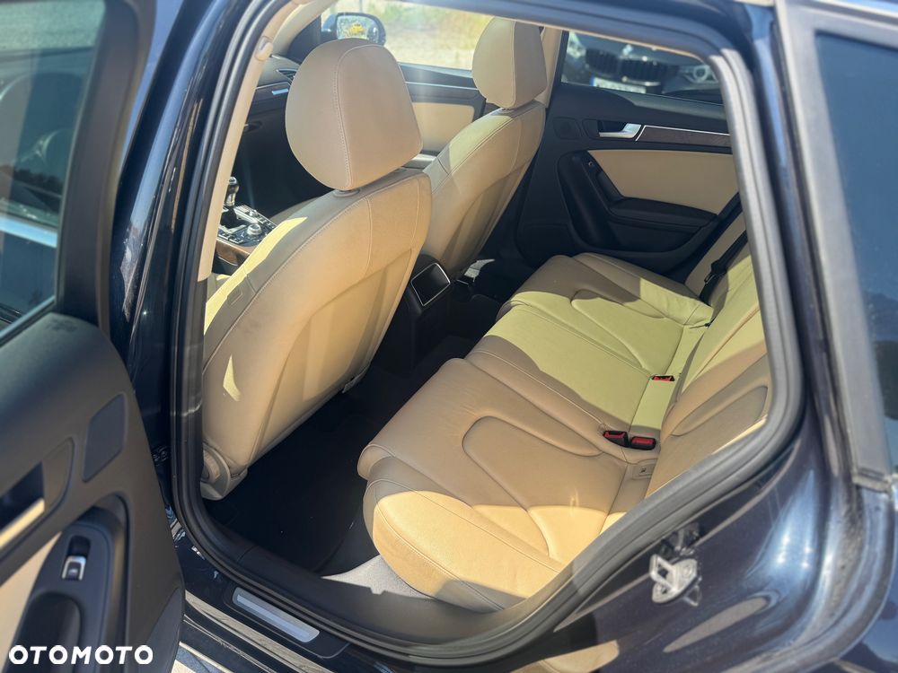 Audi A4 Avant 3.0 TDI DPF quattro S line Sportpaket - 17