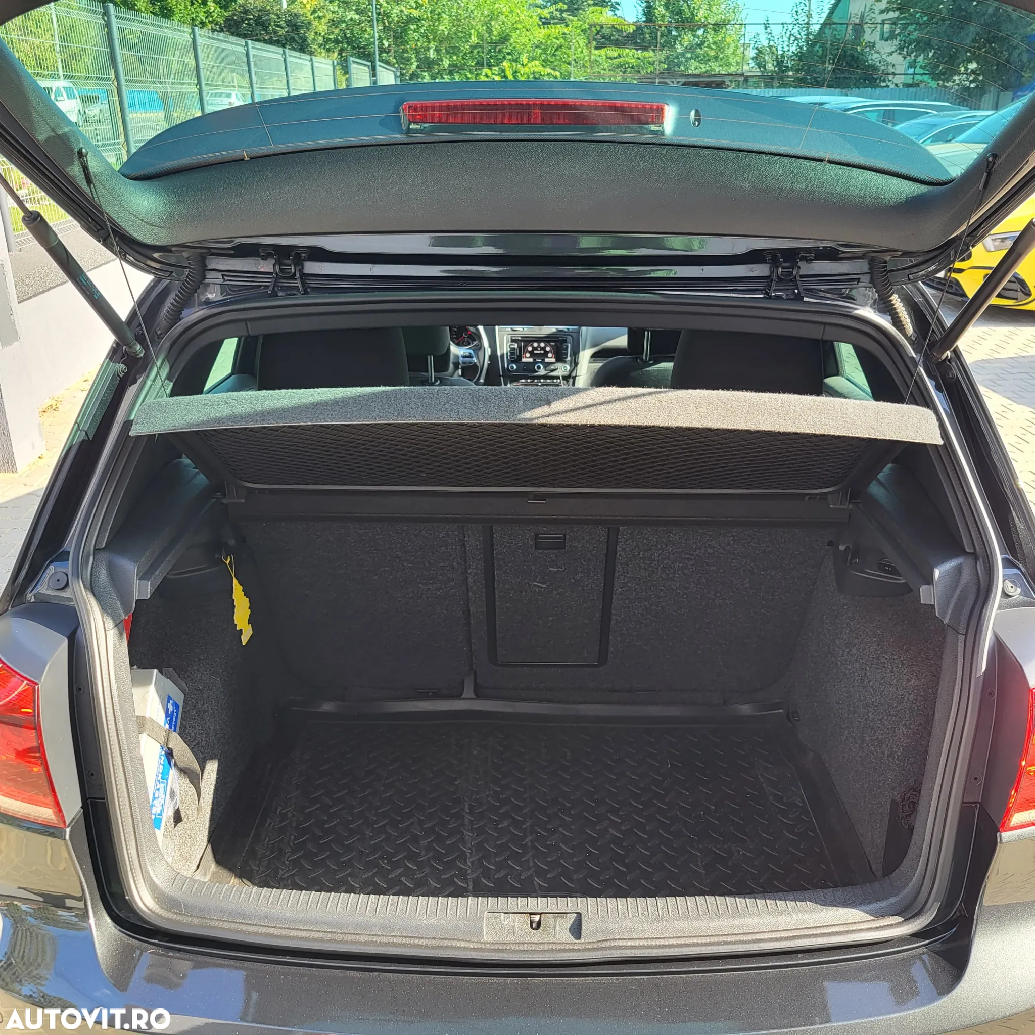 Volkswagen Golf 2.0 TSI GTI - 25