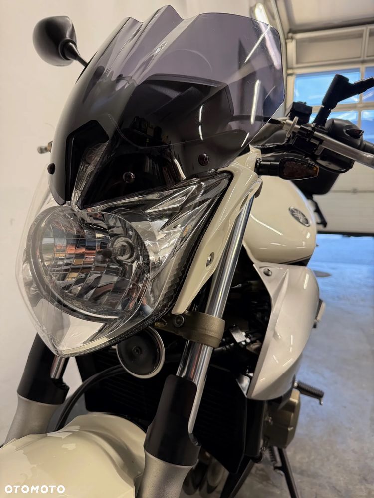 Yamaha XJ - 26