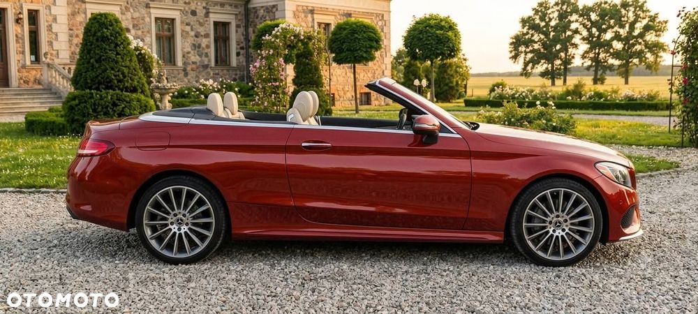 Mercedes-Benz Klasa C 300 9G-TRONIC - 2