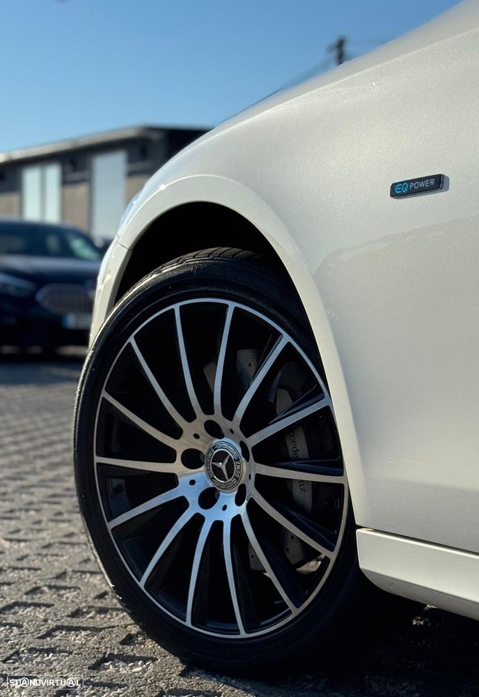 Mercedes-Benz E 300 de 4Matic 9G-TRONIC AMG Line - 10