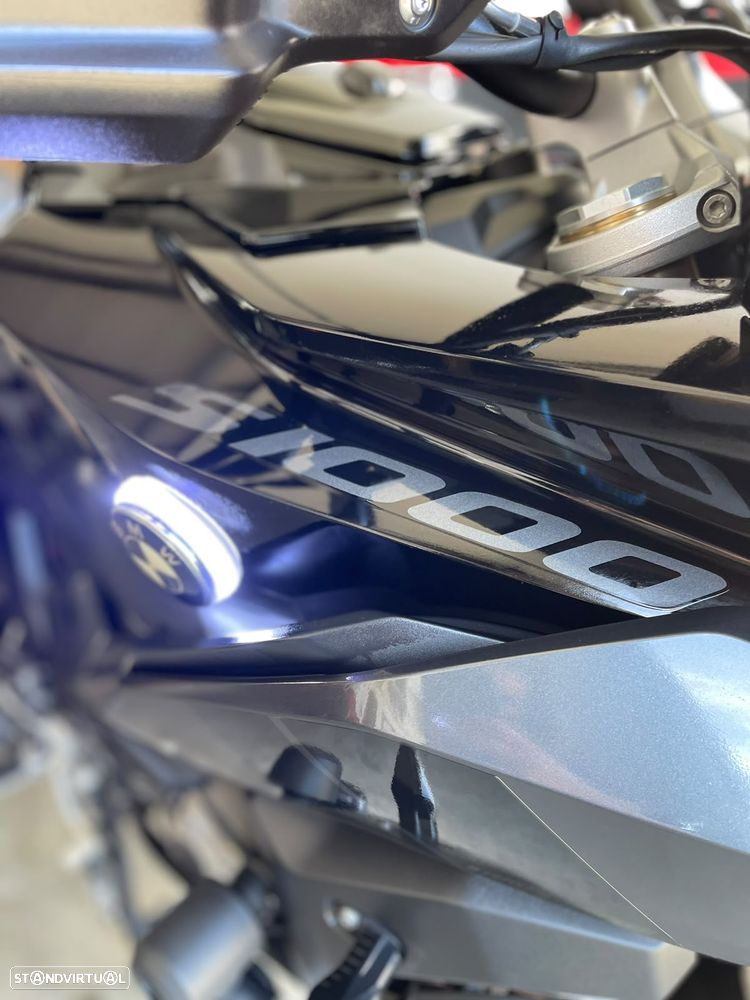 BMW S 1000 XR Triple Black | Full System Akrapovic | Full Extras - 15