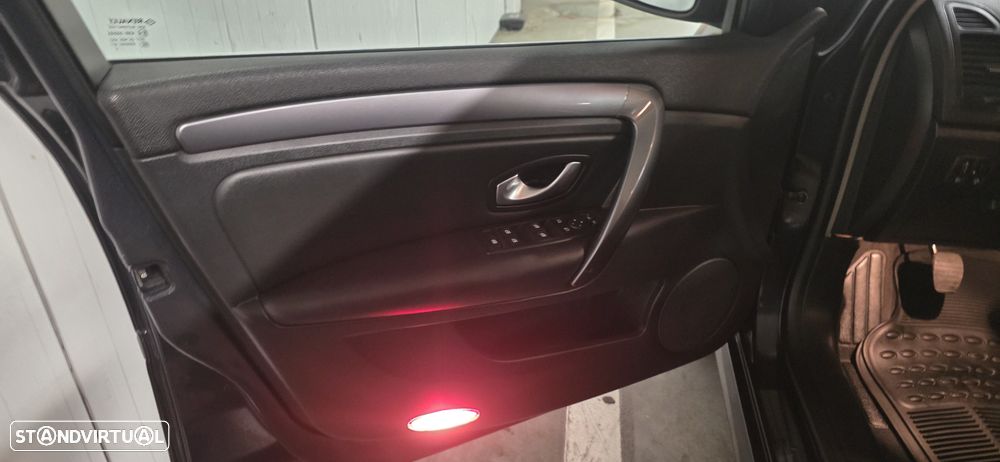 Renault Laguna Break 1.5 dCi Dynamique S - 16
