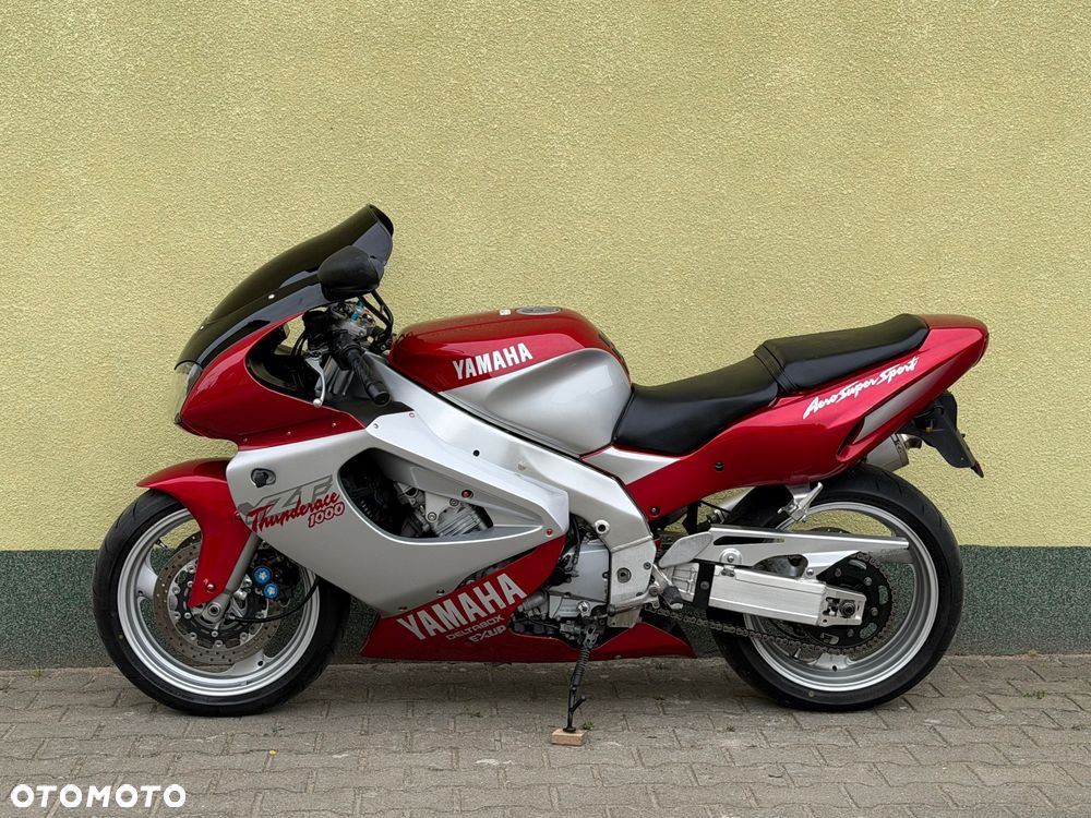Yamaha Thunderace - 24