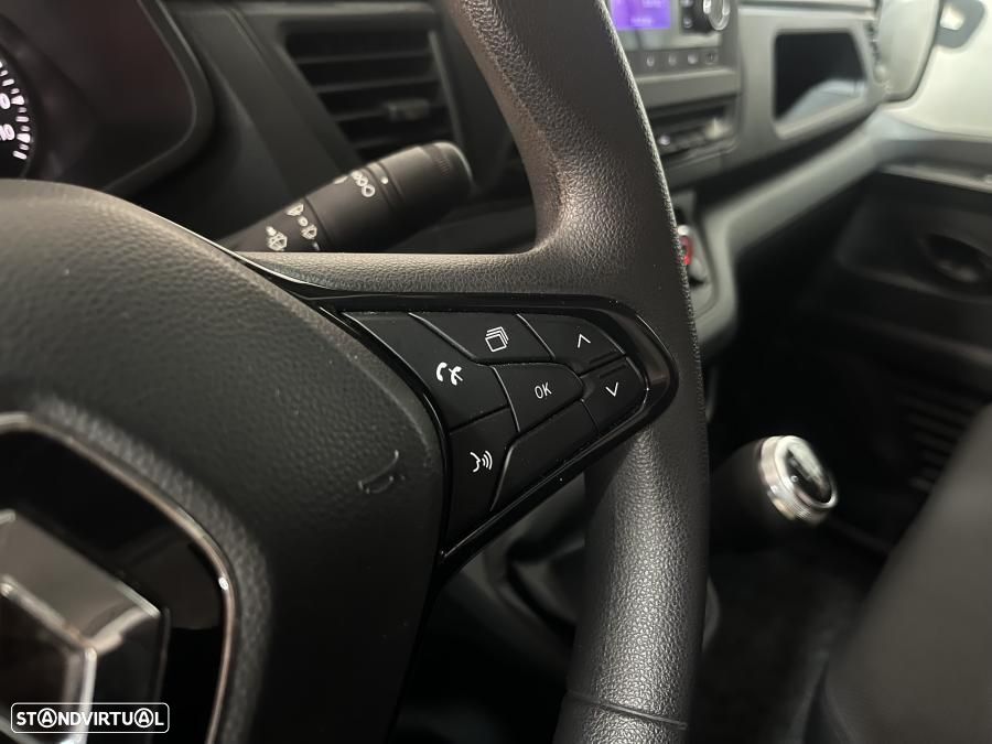 Renault Trafic 2.0 DCI L1H1 IVA Dedutível - 17
