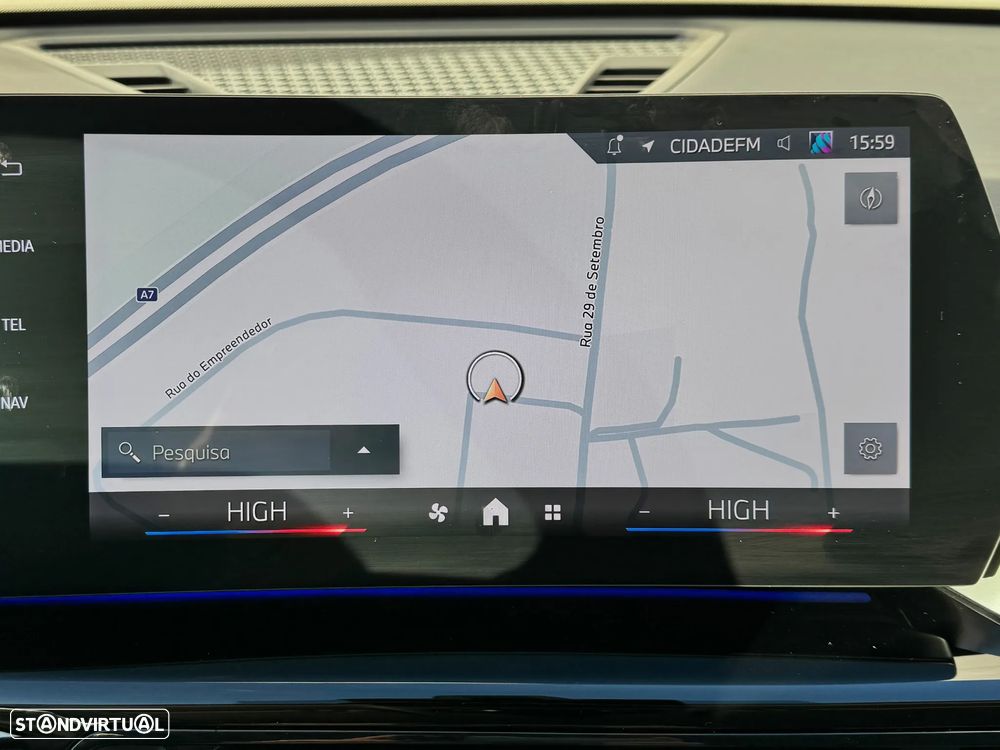 BMW X1 xDrive25e xLine - 13