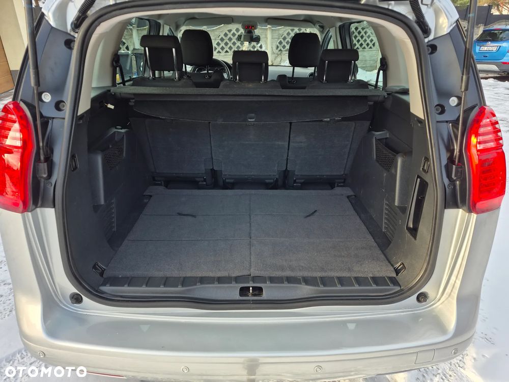 Peugeot 5008 HDI 150 Active - 11