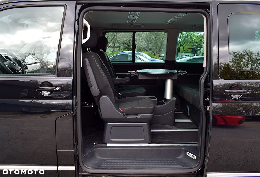 Volkswagen Multivan - 7