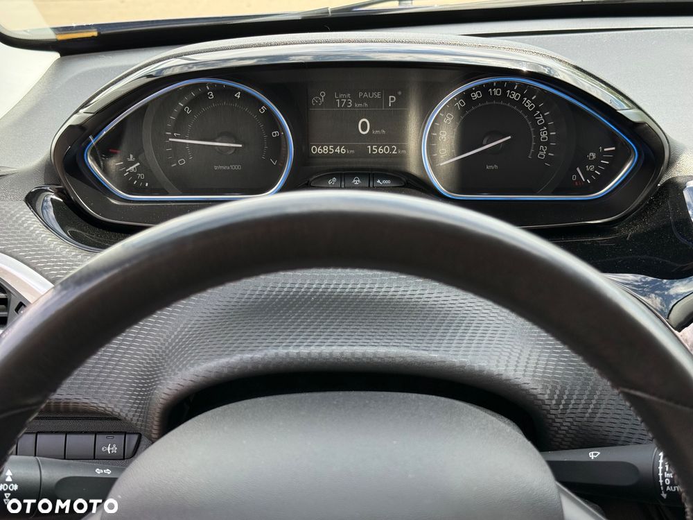Peugeot 2008 120 VTI Automatik Allure - 14