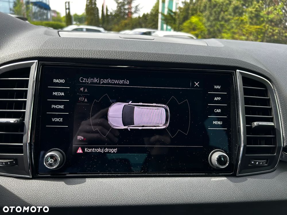 Skoda Karoq 1.5 TSI ACT 4x2 Style DSG - 27