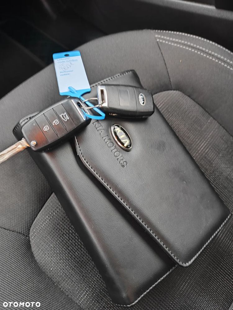 Hyundai ix35 blue 1.6 2WD Finale - 28