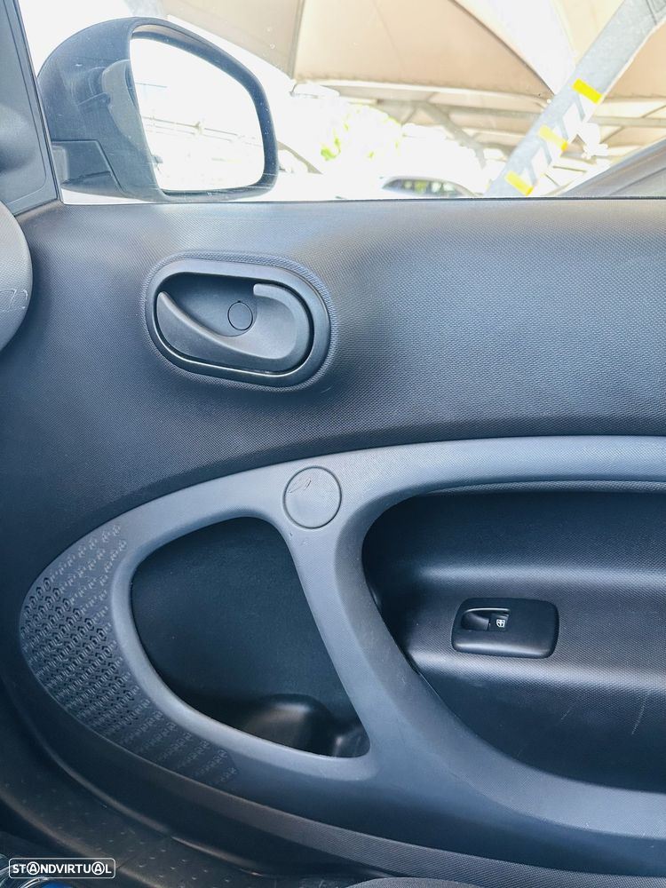 Smart ForTwo Coupé Standard - 18