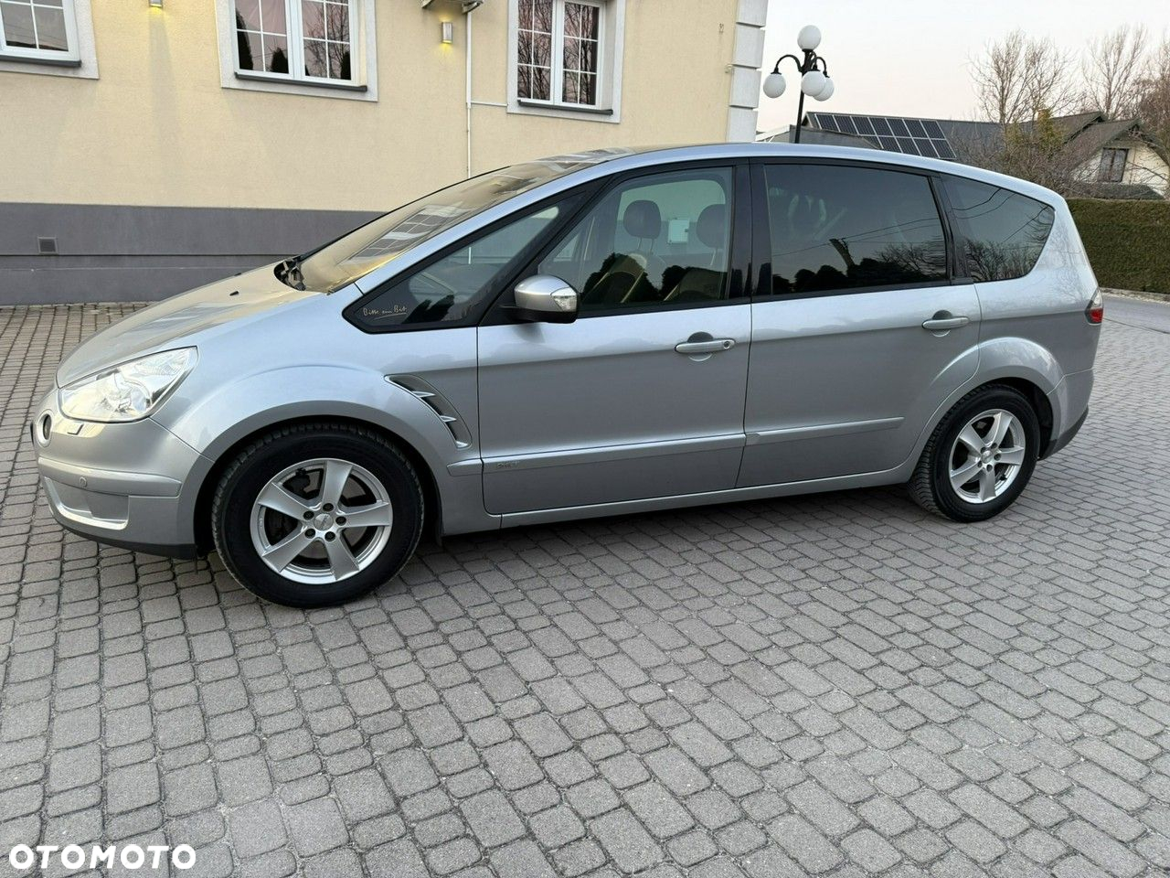 Ford S-Max 2.5 Titanium - 27