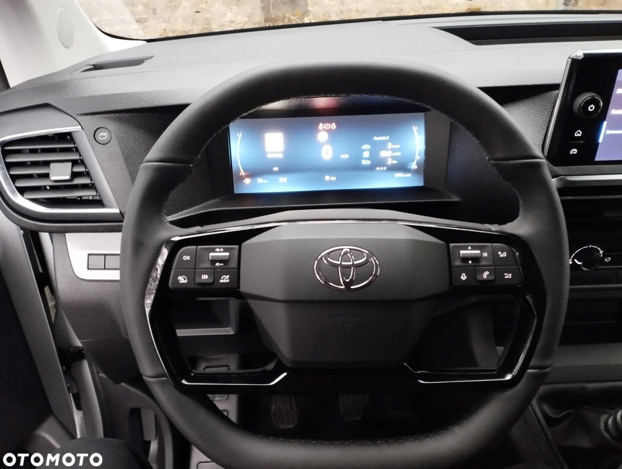 Toyota ProAce - 13