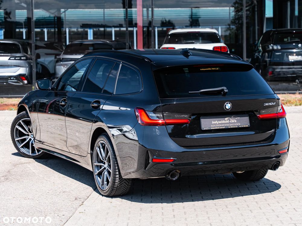 BMW Seria 3 320d Sport Line Shadow - 5
